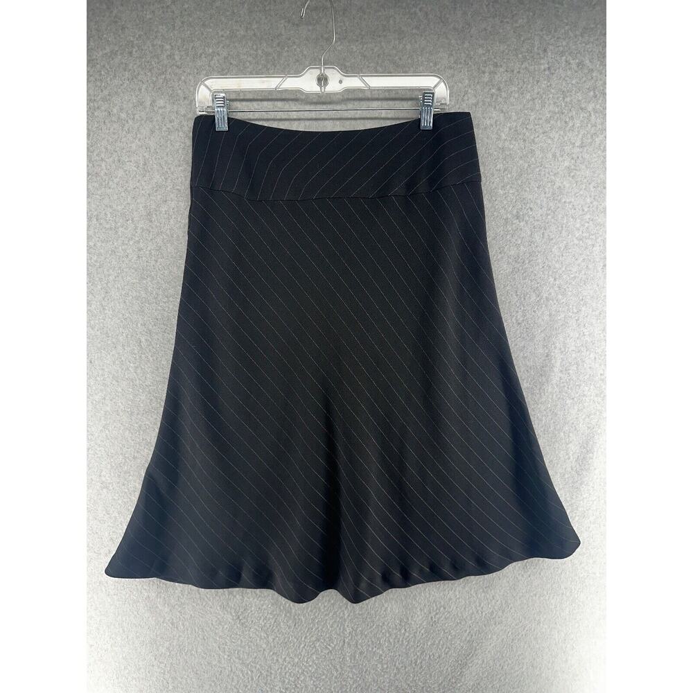 Newport News Womens Skirt Shape FX Wide Band Black With White Stripes Size 8